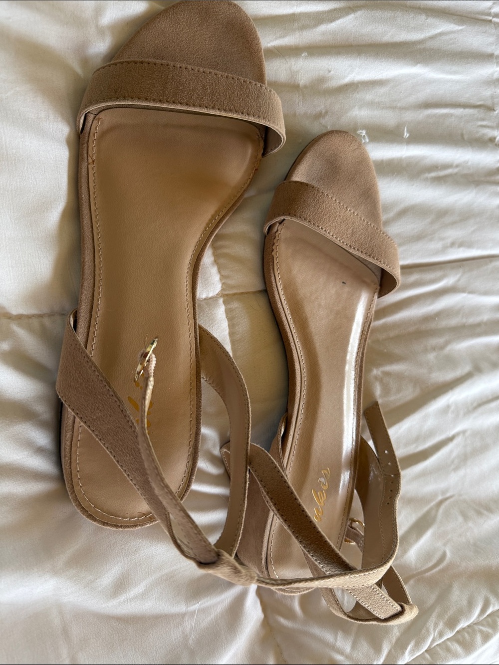 Women's Strappy Open-Toe Sandals in Taupe